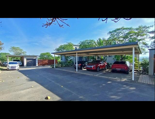 2 BEDROOM APARTMENT FOR SALE IN PALM LAKES ESTATE